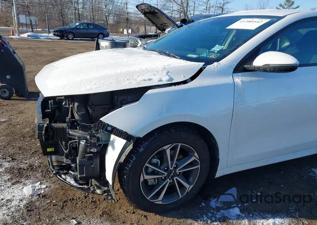 3KPF24AD2RE810683: 41380542