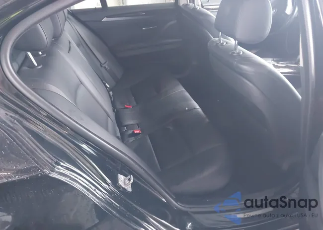 WBA5B1C53ED476916: 41380780