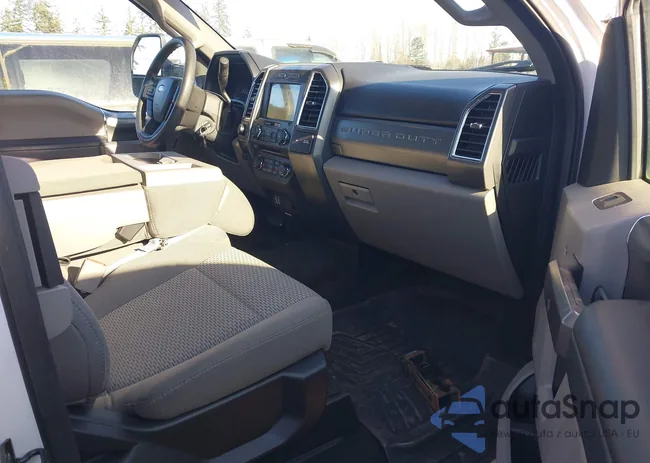 1FT7X2B67JEB22883: 41387124