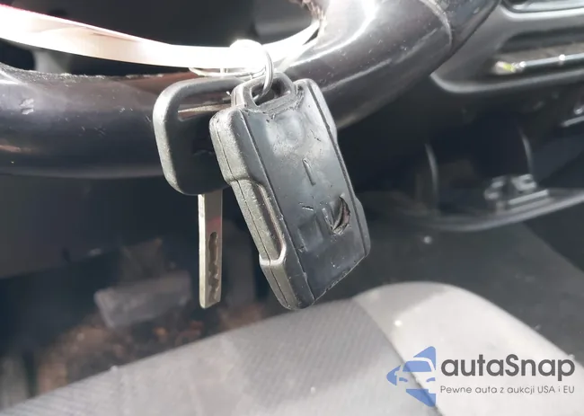 1GCVKREC0EZ332773: 41390415