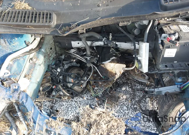 1FMCU0F75HUD72570: 41389634