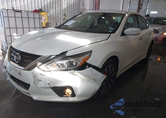 1N4AL3AP5JC271246: 41391317