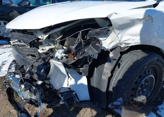 2T1BURHE5FC283396: 41397959