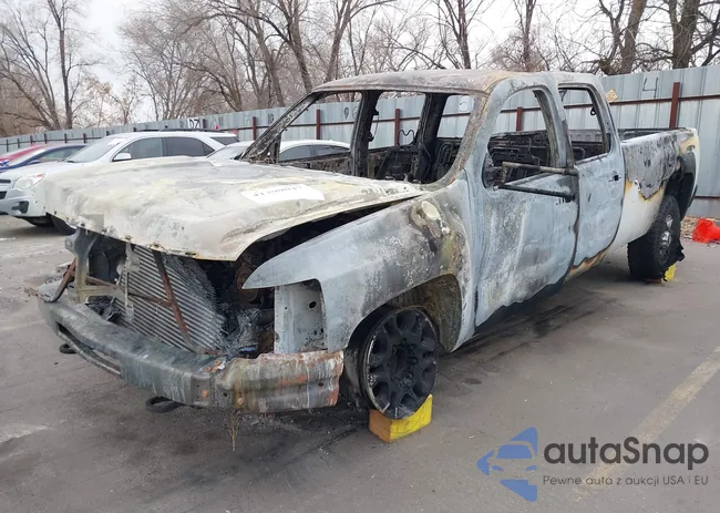 1GCHK33678F201305: 41399047