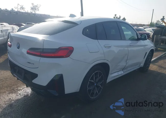 5UX33DT02P9R99684: 41403108