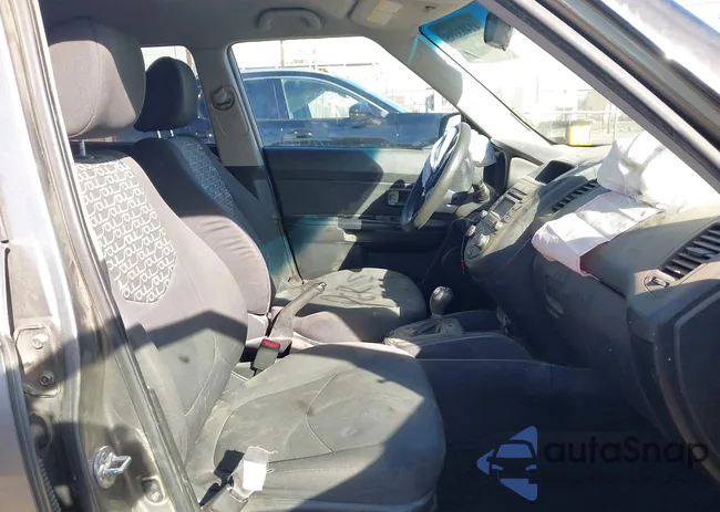 KNDJT2A50D7624198: 41403395