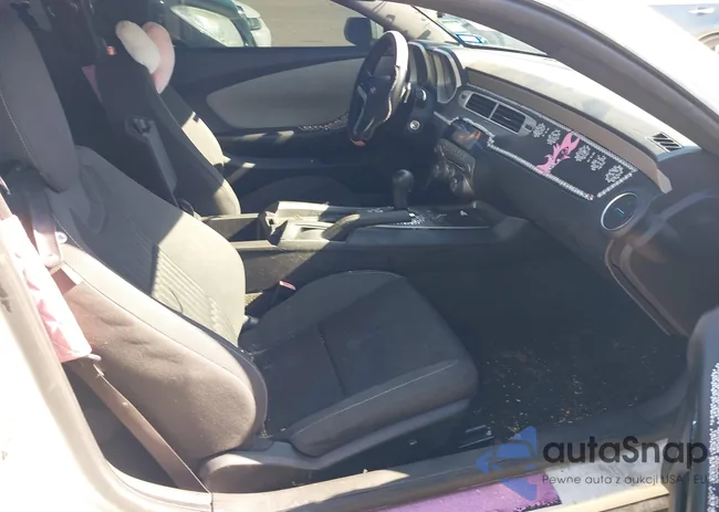 2G1FB1E37F9293805: 41404425