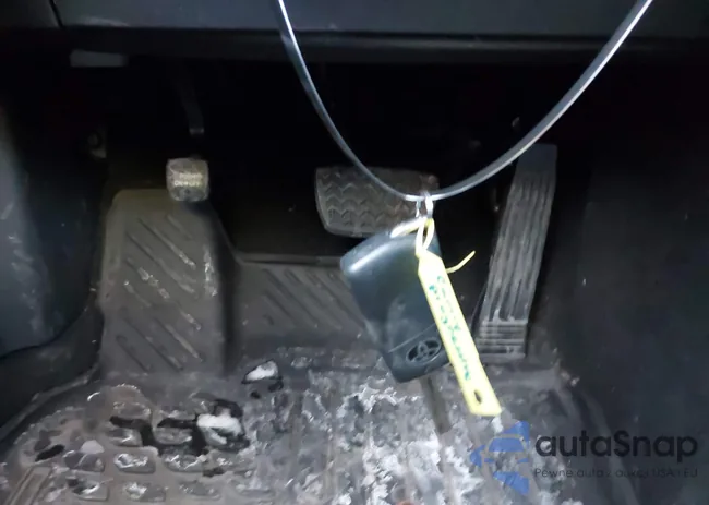 4T1G11AK3LU889418: 41406380