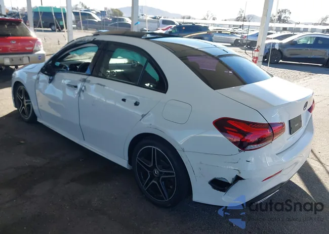 W1K3G4EB8MJ287426: 41407102