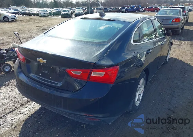 1G1ZB5ST3HF233992: 41406793