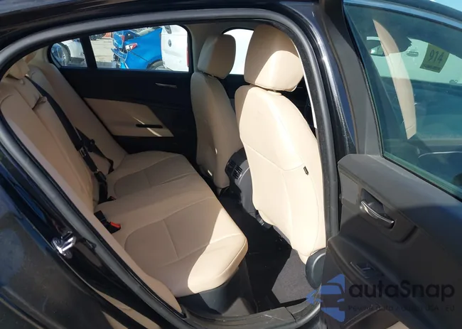 SAJAJ4FX3JCP21962: 41408141