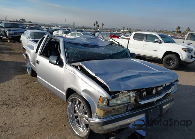 2GCEC19R7V1156777: 41408739