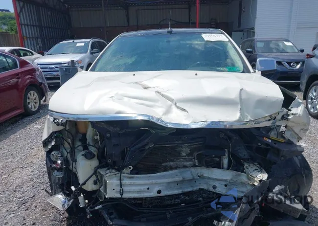 2LMDU88C58BJ36492: 41409511