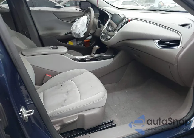 1G1ZD5ST1KF110841: 41411413