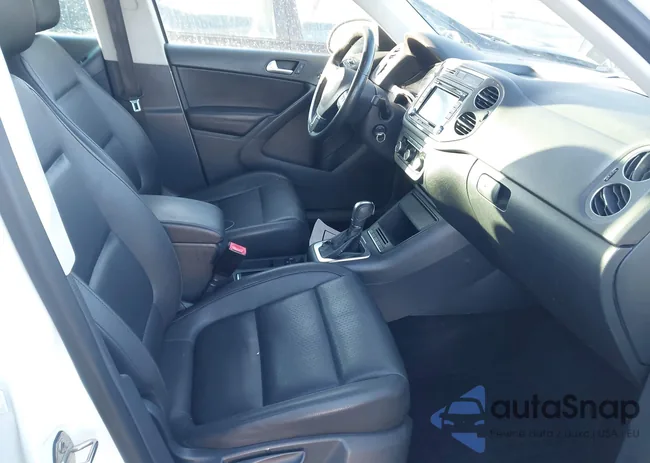 WVGAV7AX3CW537498: 41416162