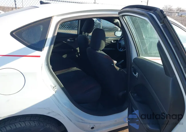 1C3CDFBB4GD624264: 41416182