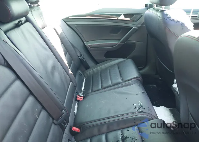 3VW4T7AU5FM096679: 41417354