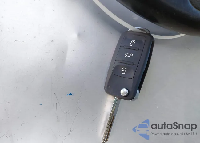 3VW3L7AJ7EM367323: 41419079