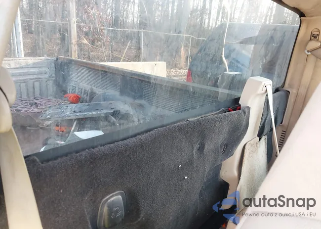 1FTNF215X8EC37894: 41418724