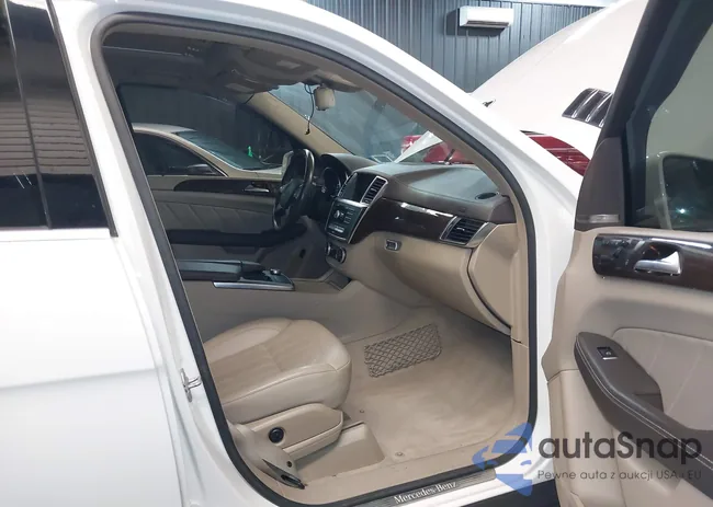 4JGDF6EE0GA699556: 41422827