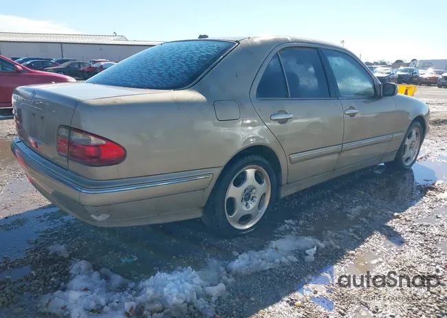 WDBJF70J61B261898: 41424778