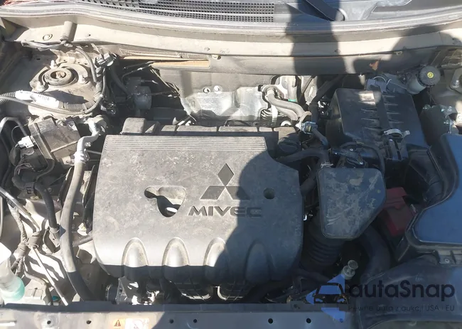 JA4AD3A30GZ022258: 41425764