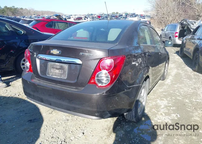 1G1JC5SH1F4125031: 41427029