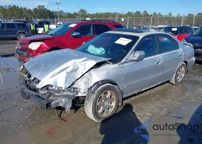 19UUA566XYA040102: 41430179