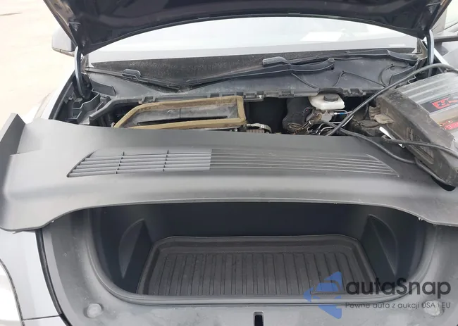 5YJYGDEE9MF070422: 41431631