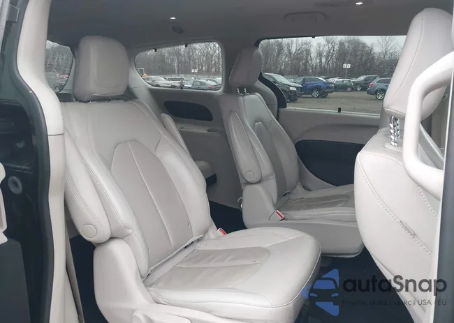 2C4RC1L70MR599460: 41434059