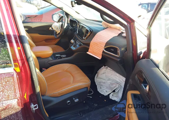 2C4RC1N77MR590252: 41434379