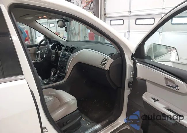 1GNKVLED9CJ275024: 41435477