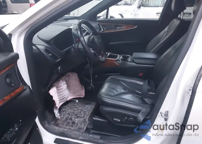 2LMPJ8L90KBL53506: 41436628