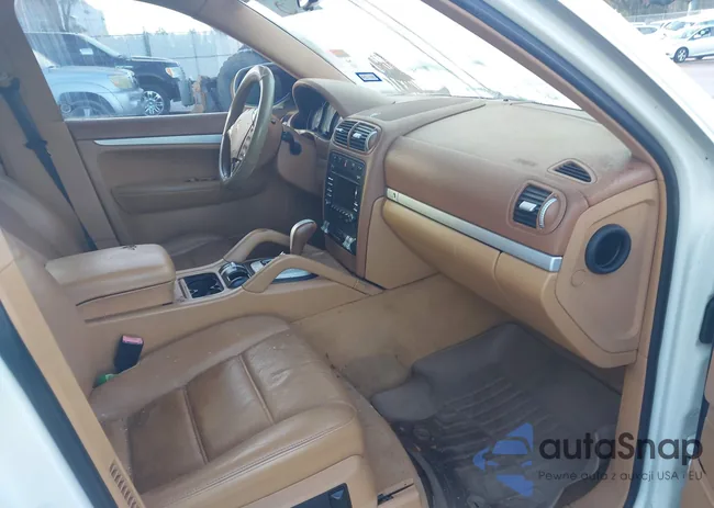 WP1AA29P19LA03657: 41439625