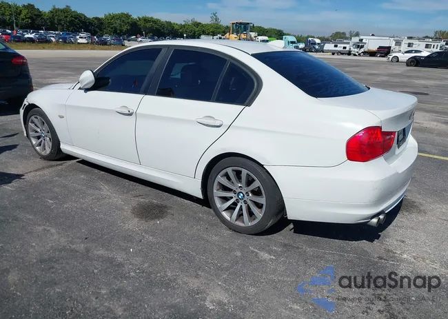 WBAPH7G52BNN06997: 41439738