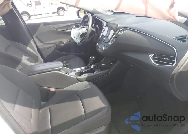 1G1ZE5ST2HF103080: 41441183