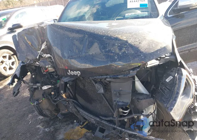 1C4RJFCG8HC835645: 41442765