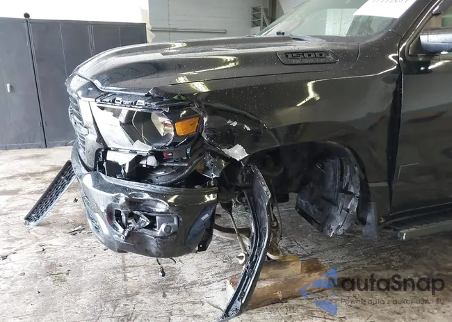 1C6SRFBT9LN371505: 41444893