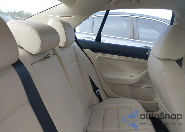 3VWRX7AJ6AM054112: 41445101