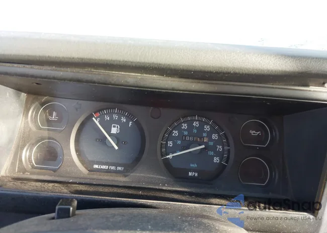 1J4FJ28S3TL159777: 41444447