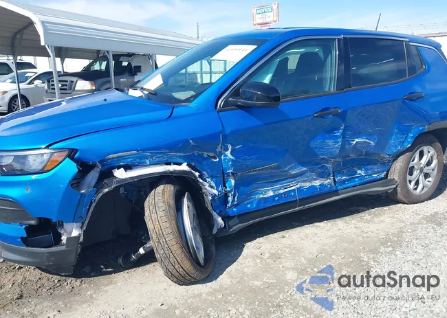 3C4NJDAN5ST528384: 41450141