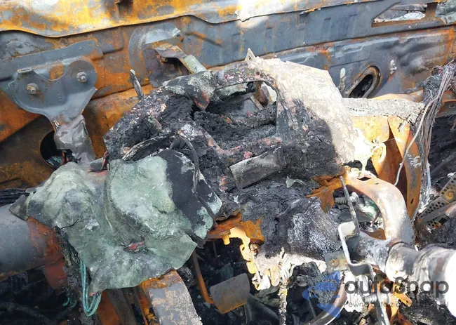 5N1AR2MM3DC614866: 41449447