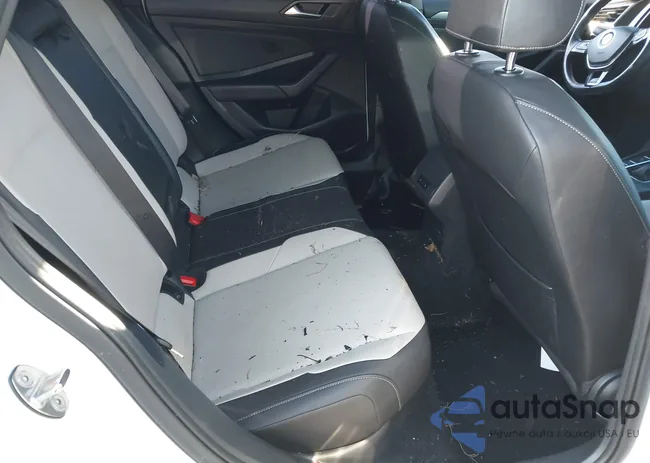 3VWCB7BU0LM039721: 41451851