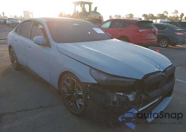 WBY33FK05RCP53702: 41454943