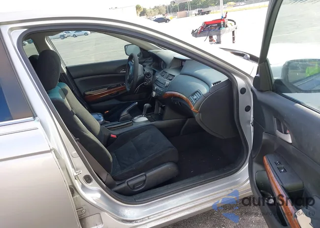 1HGCP3F71CA042580: 41455110