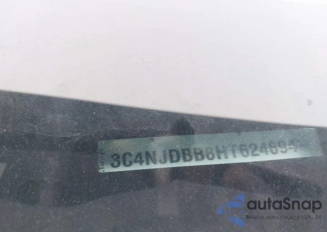 3C4NJDBB8HT624894: 41456100