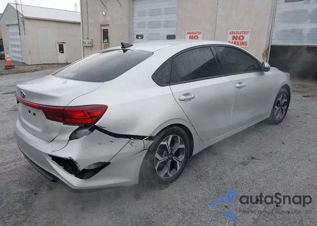 3KPF24AD0KE132053: 41465839