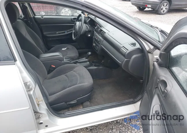 1B3EL36X84N289741: 41468238