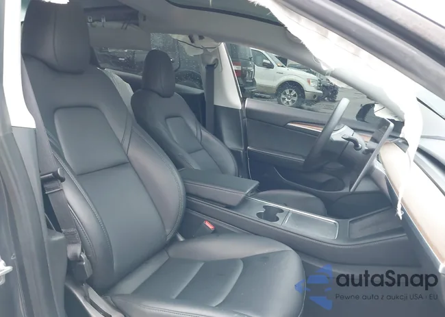 5YJ3E1EC3PF577351: 41468800