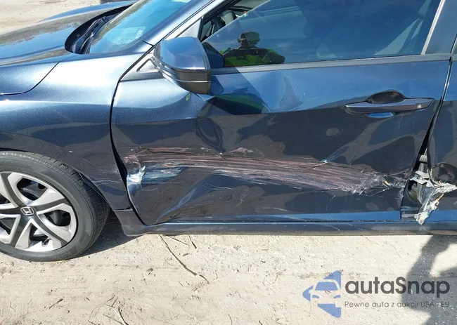 19XFC2F58HE028261: 41468595